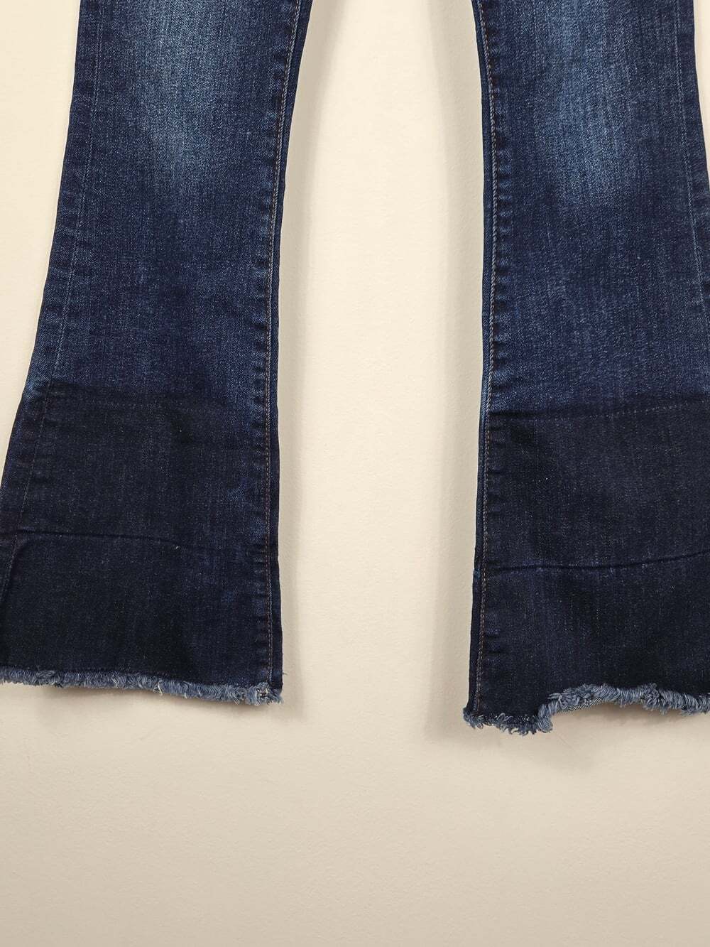 Guess Girls Size 10 Flare Jeans Dark Wash Raw Hem Y2K Stretch Denim - Picture 4 of 8